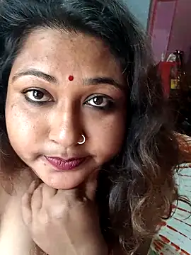 Snapshot of hotbhabhi011 chatting on February 3, 2026, 6:40 am hotbhabhi011 online show from February 3, 2026, 6:40 am