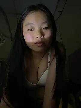 viluna online show from November 30, 2025, 12:28 pm