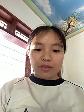 viluna online show from October 10, 2025, 1:17 am