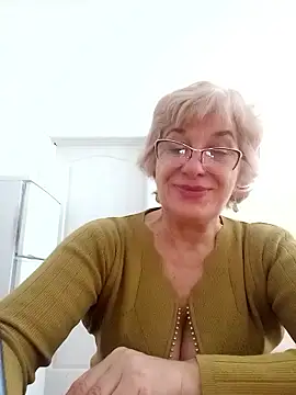 52MiaLove02 online show from January 8, 2026, 10:21 am