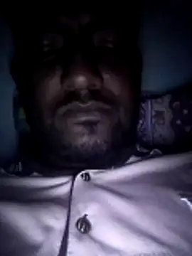 Snapshot of bappyandbanulove chatting on February 5, 2026, 6:04 pm bappyandbanulove online show from February 5, 2026, 6:04 pm