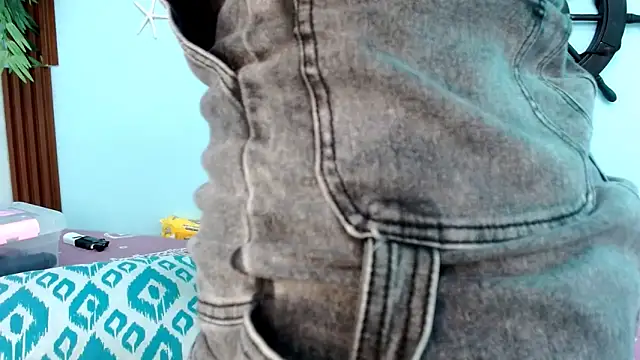 valeria18sexy online show from November 10, 2025, 3:22 am