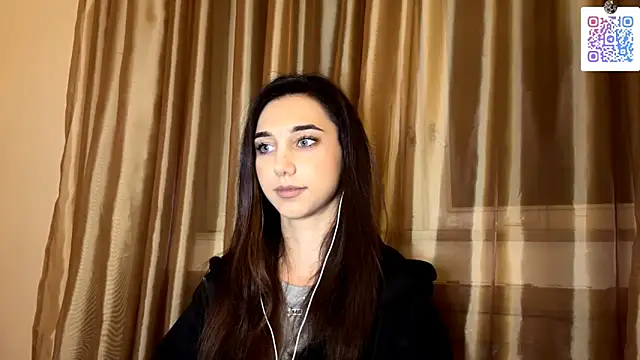 LinaMour online show from November 8, 2025, 10:13 pm