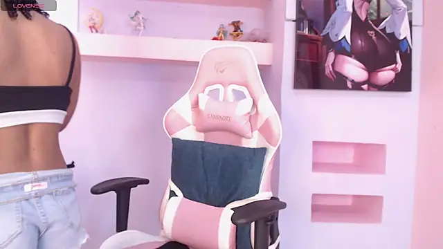 SkylerBloomm online show from September 15, 2025, 3:07 am