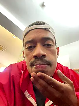 fitsexyman online show from October 1, 2025, 7:46 am