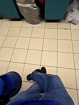 sisman31 online show from September 14, 2025, 1:06 am