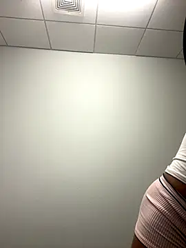 Idonotcherishu online show from October 2, 2025, 1:53 am