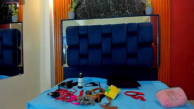 JisooLuv online show from October 17, 2025, 7:15 pm