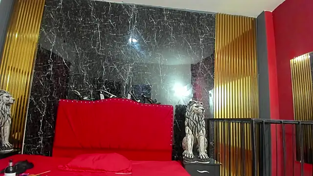 JisooLuv online show from October 11, 2025, 7:37 pm