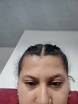 Eva Clark01 online show from October 8, 2025, 11:34 am