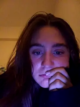 freakylittlebitch69 online show from September 9, 2025, 2:10 am