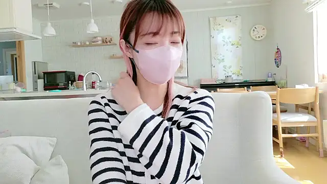 SUZU 1201 online show from April 16, 2026, 1:39 am