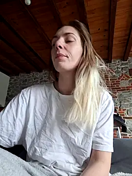 SexyAlya online show from December 3, 2025, 10:14 am