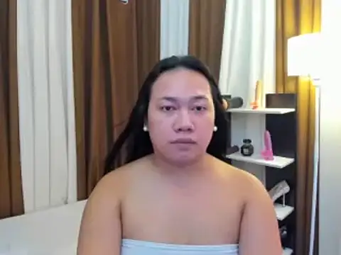 Snapshot of TsUncutKaren chatting on November 20, 2025, 5:30 am TsUncutKaren online show from November 20, 2025, 5:30 am