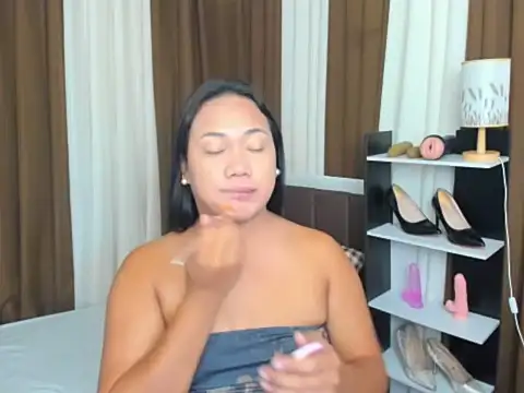 Snapshot of TsUncutKaren chatting on September 22, 2025, 4:35 pm TsUncutKaren online show from September 22, 2025, 4:35 pm