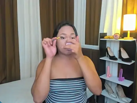 Snapshot of TsUncutKaren chatting on September 25, 2025, 4:46 pm TsUncutKaren online show from September 25, 2025, 4:46 pm