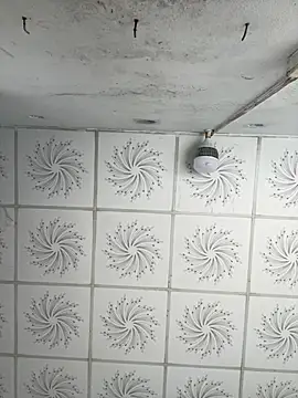 Tiffany-yy online show from September 13, 2025, 5:51 am