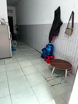 Tiffany-yy online show from October 17, 2025, 6:28 am