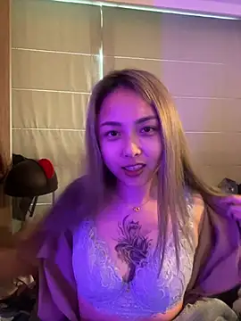 tw feibaby online show from March 12, 2026, 4:51 am