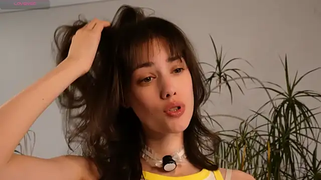 ttragedienne online show from October 13, 2025, 2:18 pm