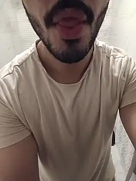 Arab malek online show from December 13, 2025, 9:21 pm