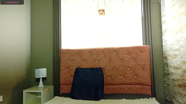 Aurora jones11 online show from September 9, 2025, 3:38 am