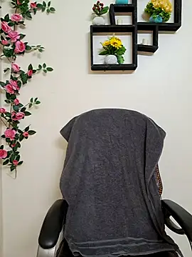 ariya-03 online show from November 15, 2025, 4:38 am