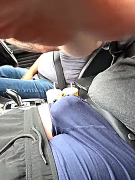 Snapshot of brokecountrylads chatting on November 30, 2025, 11:38 pm brokecountrylads online show from November 30, 2025, 11:38 pm