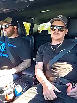 Snapshot of brokecountrylads chatting on October 15, 2025, 5:50 am brokecountrylads online show from October 15, 2025, 5:50 am