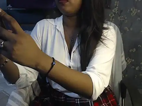 Snapshot of hot_riaa25 chatting on October 1, 2025, 5:50 pm hot riaa25 online show from October 1, 2025, 5:50 pm