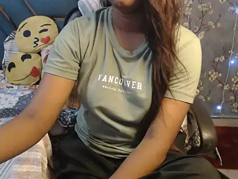 Snapshot of hot_riaa25 chatting on October 26, 2025, 5:35 pm hot riaa25 online show from October 26, 2025, 5:35 pm