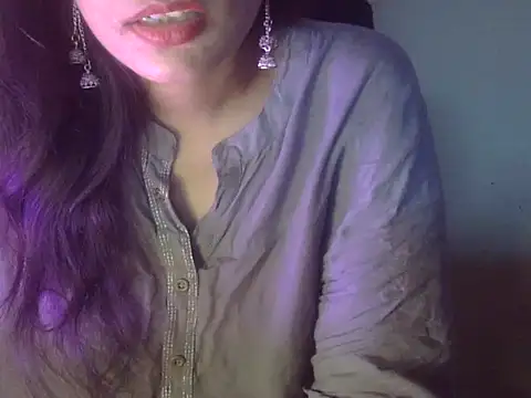 Neha Sharma1 online show from September 26, 2025, 10:55 am