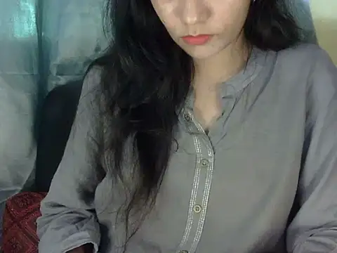 Neha Sharma1 online show from September 12, 2025, 9:09 am