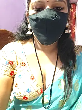 luci-queen online show from September 16, 2025, 5:08 am