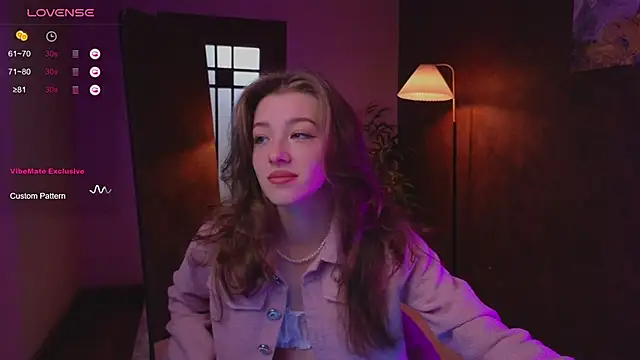 Snapshot of AstraMist chatting on September 11, 2025, 1:55 pm AstraMist online show from September 11, 2025, 1:55 pm