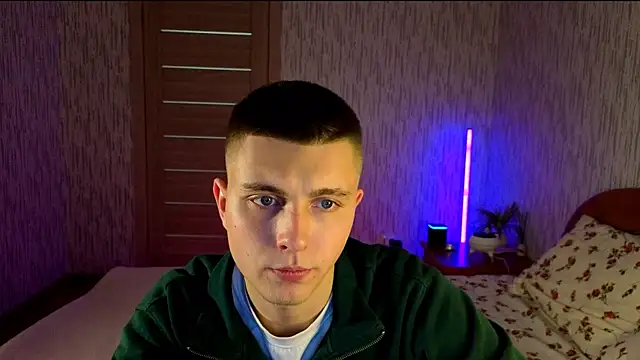 Denisx444 online show from October 15, 2025, 5:17 am