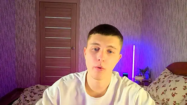 Denisx444 online show from October 14, 2025, 11:11 am