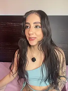 sharlot24 online show from February 1, 2026, 11:03 pm