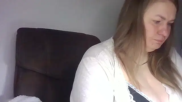 MartaXLove online show from October 1, 2025, 6:23 pm