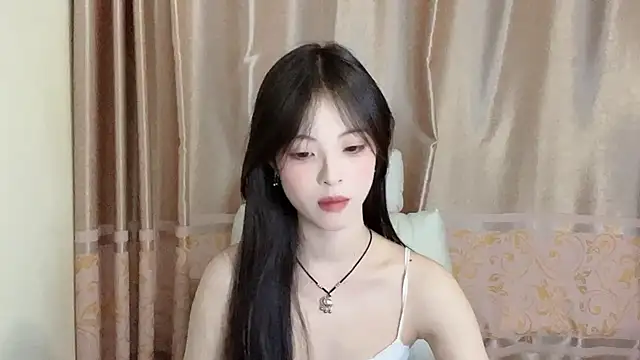 nuonuo321 online show from September 22, 2025, 11:27 am