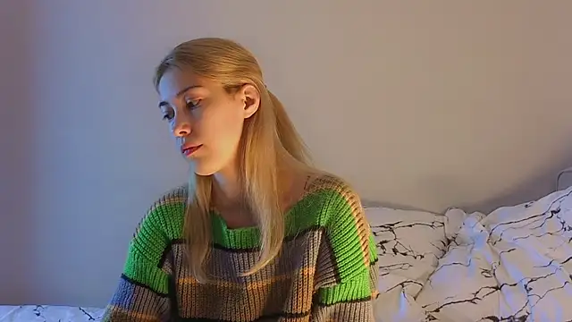 AngelicRice online show from November 15, 2025, 11:14 am