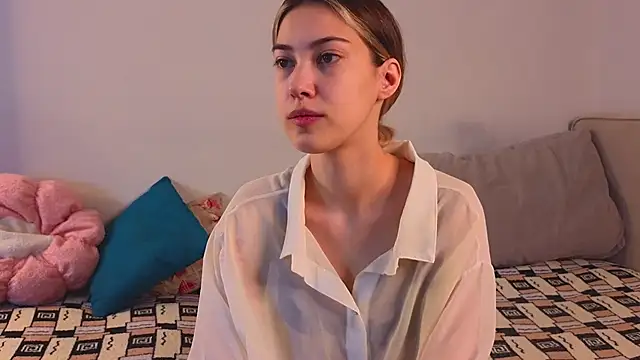 AngelicRice online show from September 28, 2025, 11:06 am