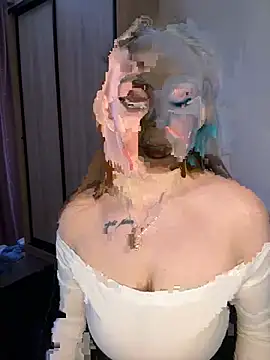 HoneyLace  online show from March 3, 2026, 12:12 pm