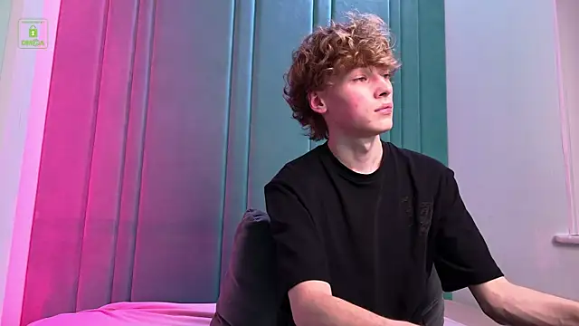 Kevin Garsia online show from September 19, 2025, 8:46 pm