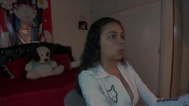 Snapshot of Skylovershot chatting on October 11, 2025, 1:34 pm Skylovershot online show from October 11, 2025, 1:34 pm