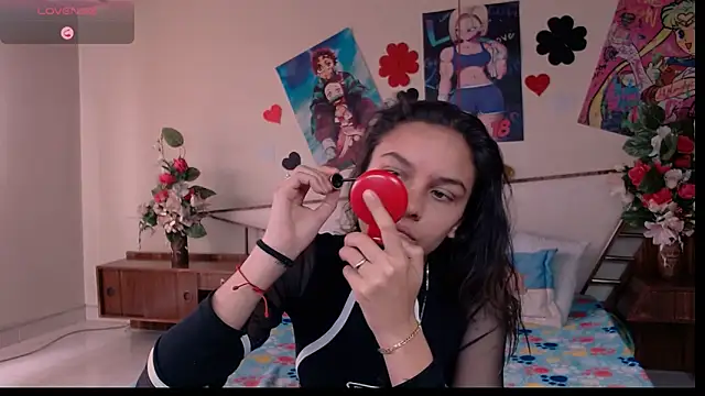 Snapshot of Skylovershot chatting on October 16, 2025, 4:04 pm Skylovershot online show from October 16, 2025, 4:04 pm