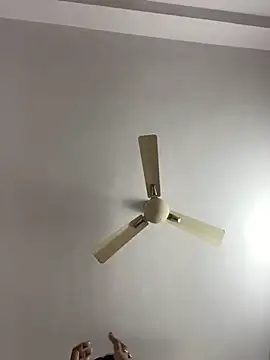 V-Hot-Sweti online show from October 9, 2025, 6:03 am