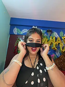 V-Hot-Sweti online show from February 23, 2026, 5:02 pm