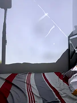 zaracollins01 online show from October 14, 2025, 9:04 pm