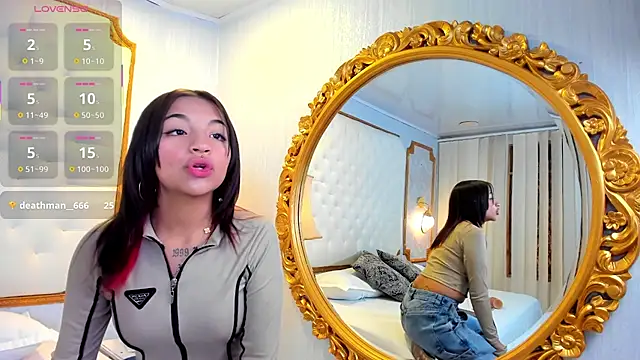 Manelyk evanss  online show from September 14, 2025, 9:09 am